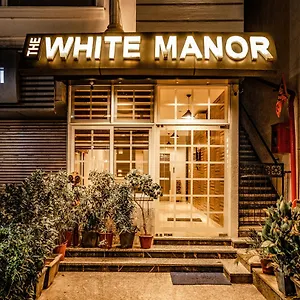 Tripli White Manor Hotel Udaipur